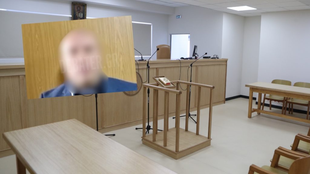 Αυτός είναι ο δικηγόρος που πήγε με περίστροφο σε δίκη στο Πρωτοδικείο – “Το είχε σε εμφανές σημείο”