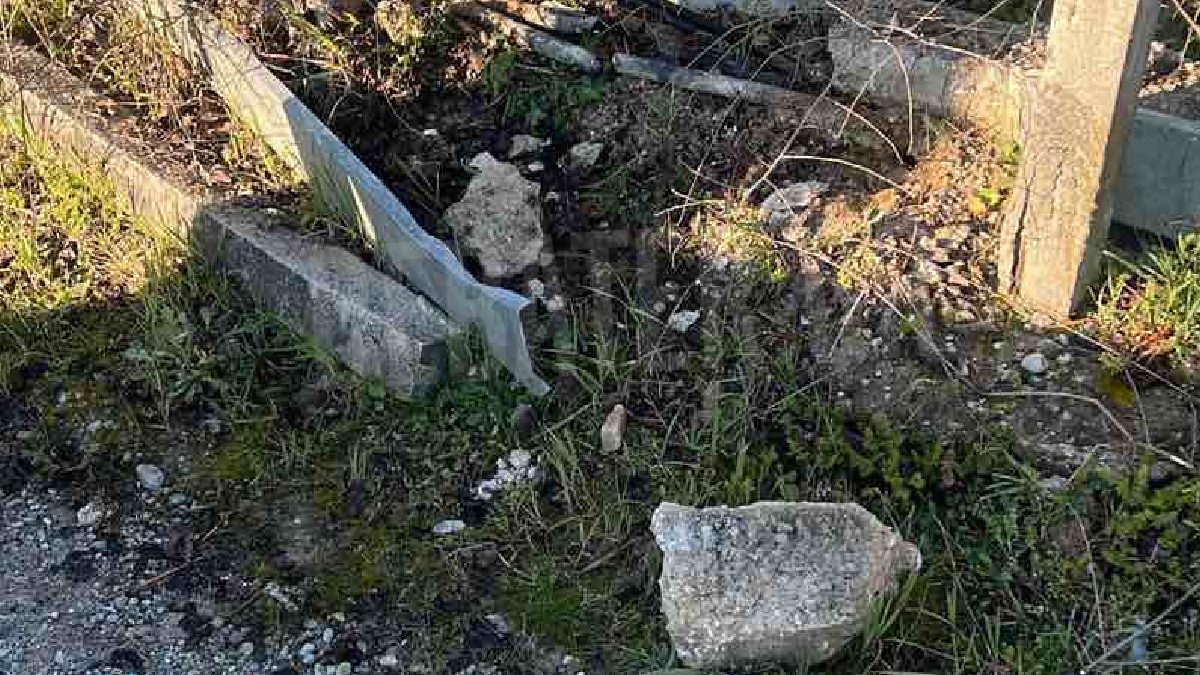 Νέες φωτογραφίες από τη δολιοφθορά στη γραμμή Αθήνα-Θεσσαλονίκη – “Αν περνούσε τρένο, θα γινόταν μεγάλη ζημιά”