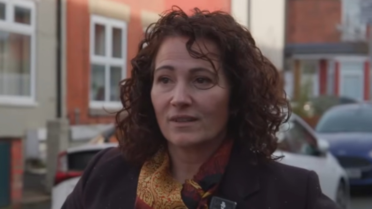 Αγγελική Στόγια: Ποια είναι η Ελληνίδα διεκδικεί θέση στο Βρετανικό Κοινοβούλιο