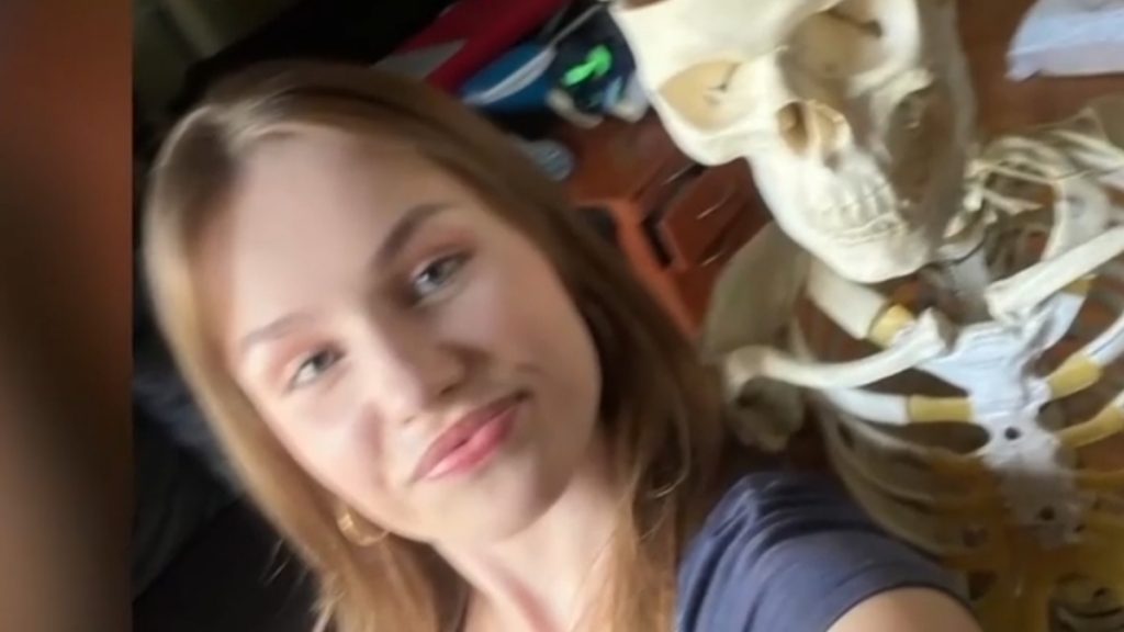 Γιατί οι γερμανικές αρχές πήγαν τη Λόρα σε δομή – Τι θα συμβεί αν δεν θέλει να επιστρέψει στην Ελλάδα