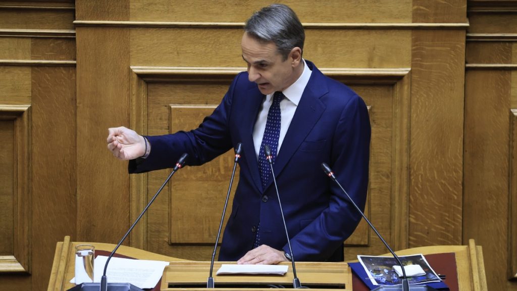 LIVE η “Ώρα του Πρωθυπουργού”: Ο Μητσοτάκης απαντά σε επίκαιρη ερώτηση του Ανδρουλάκη