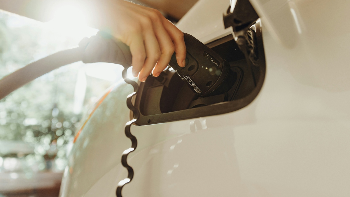 Τα μεταχειρισμένα ηλεκτρικά οχήματα είναι φθηνότερα από αυτά με κινητήρες εσωτερικής καύσης