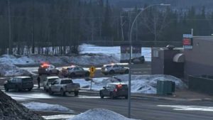 Αιματοκύλισμα στον Καναδά: 10 νεκροί από πυροβολισμούς σε γυμνάσιο – Αυτοκτόνησε η δράστις (βίντεο)