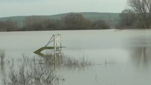 Έβρος: Πάνω από 5.000 στρέμματα στο Σουφλί κάτω από το νερό – Έσπασε το ανάχωμα στην Κορνοφωλιά