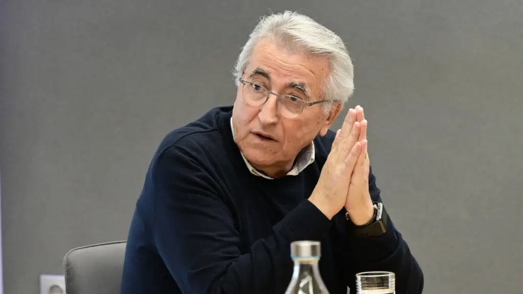 Υπόθεση Παναγόπουλου: “Ξεσκονίζουν” αγοραπωλησίες και συναλλαγές – Ποια άλλα πρόσωπα ερευνώνται