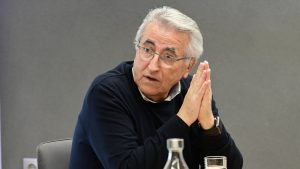 Υπόθεση Παναγόπουλου: “Ξεσκονίζουν” αγοραπωλησίες και συναλλαγές – Ποια άλλα πρόσωπα ερευνώνται