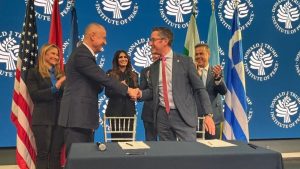 Εμβληματική συμφωνία Shell και METLEN για συνεργασία στην προμήθεια και εμπορία LNG