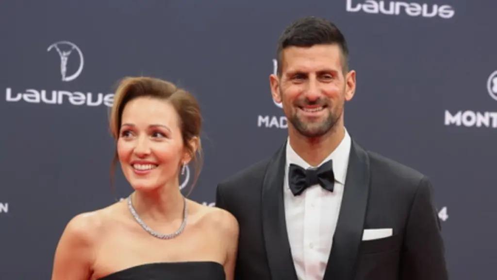 Από το λύκειο στην… αιωνιότητα: 6 celebrities που παντρεύτηκαν τον παιδικό τους έρωτα (Pics)