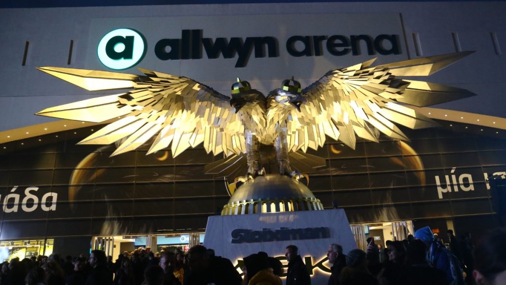 Ακρωτηριάστηκε 23χρονος οπαδός της ΑΕΚ από φωτοβολίδα στο παιχνίδι με τον Λεβαδειακό