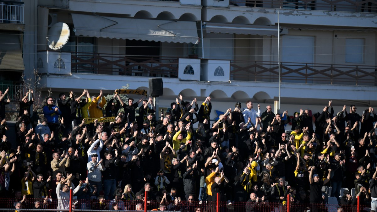 Πανσερραϊκός – ΑΕΚ: “Κιτρινόμαυρη” παράνοια στις Σέρρες (βίντεο)