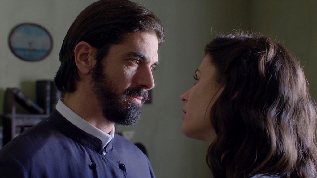 Άγιος Έρωτας – Τρίτη (17/2): Η Χλόη και ο πατέρας Νικόλαος ρισκάρουν τα πάντα για τον έρωτά τους