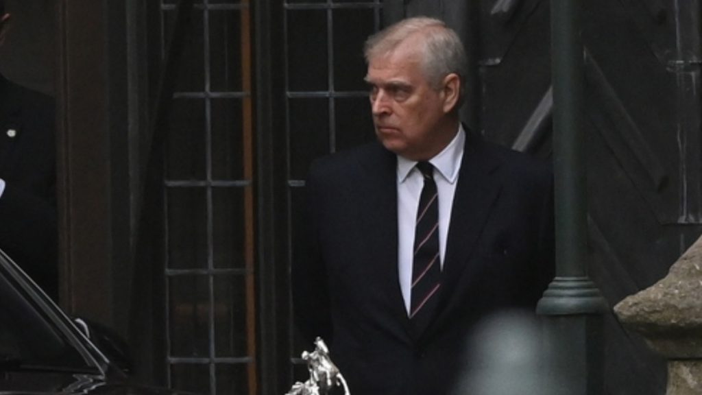 Σοκ στην Βρετανία: Συνελήφθη ο Άντριου μετά τις αποκαλύψεις των αρχείων Επστάιν