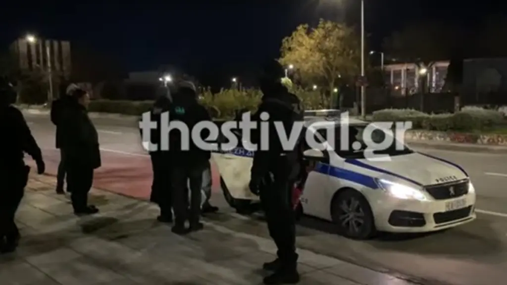 ΑΠΘ: Φοιτητές καταγγέλλουν απαράδεκτες ενέργειες της ΕΛΑΣ – “Τους κατέβαζαν τα παντελόνια και τους έβγαζαν τα εσώρουχα τους”