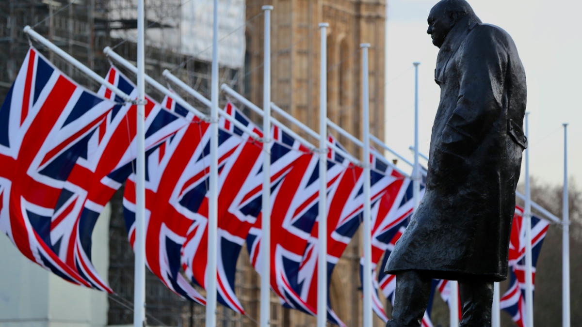 Η Βρετανία αποσύρει το διπλωματικό προσωπικό από το Ιράν – Έκκληση για αποφυγή κάθε ταξιδιού στη χώρα