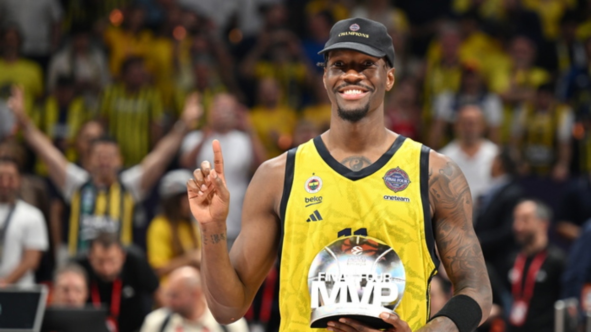 Χάλασε η μεταγραφή του Χέιζ – Ντέιβις στον Παπαθηναϊκό – Η ανάρτηση του Γιαννακόπουλου