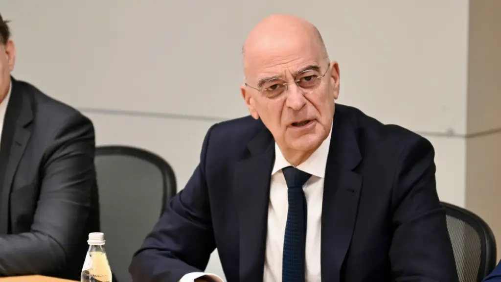 Δένδιας για Παγκόσμια Ημέρα Ελληνικής Γλώσσας: “Ταυτοτικό στοιχείο του Νέου Ελληνισμού”