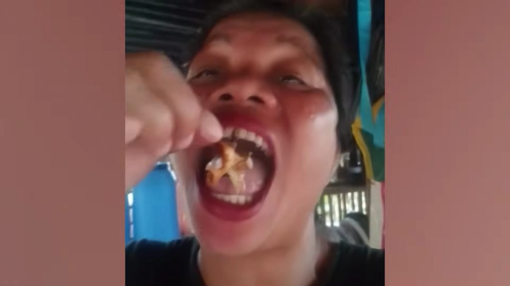 Φιλιππίνες: Influencer πεθαίνει μετά από κατανάλωση τοξικού καβουριού (Βίντεο)