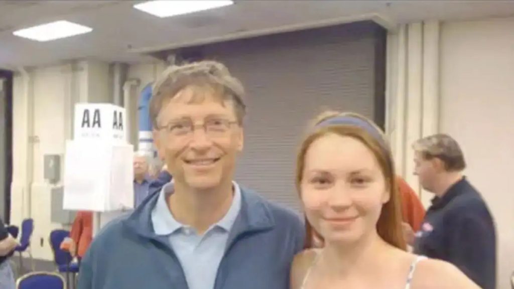 Το ειδύλλιο του Μπιλ Γκέιτς με τη Ρωσίδα Μίλα Αντόνοβα και ο εκβιασμός του Έπσταϊν