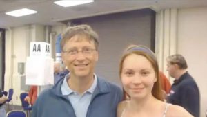 Το ειδύλλιο του Μπιλ Γκέιτς με τη Ρωσίδα Μίλα Αντόνοβα και ο εκβιασμός του Έπσταϊν