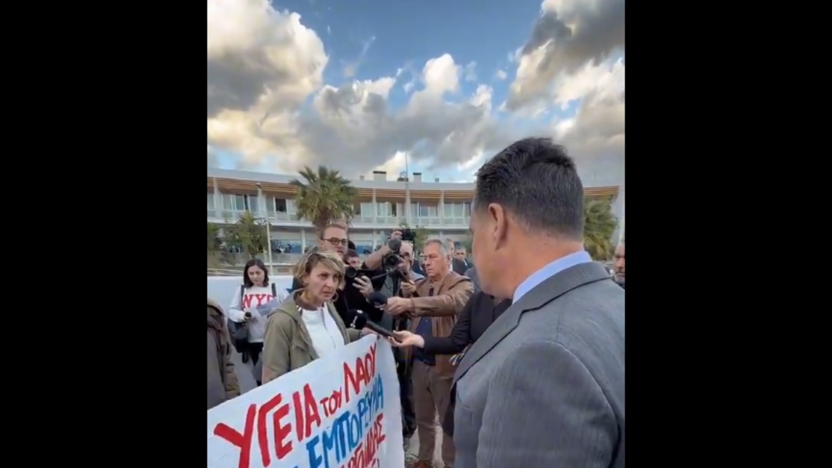 Γεωργιάδης: Ο διάλογος με μέλη από σωματείο ιδιωτικών υπαλλήλων που διαμαρτύρονταν για την φρεγάτα “Κίμων” (βίντεο)