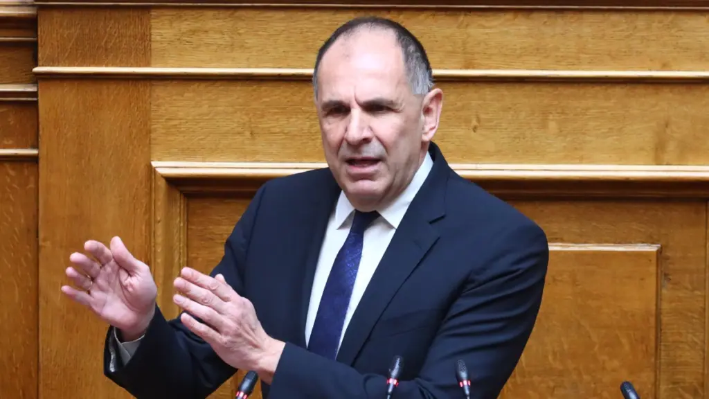 Γεραπετρίτης: Συνάντηθηκε με τον Βάντεφουλ στο Βερολίνο για την Μέση Ανατολή  – “Επιβεβαίωση της συμπόρευσης Ελλάδας – Γερμανίας”
