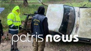 Στο έλεος της κακοκαιρίας η Ηλεία: Βράχος απειλεί να πέσει σε σπίτια στο Κατάκολο (φωτογραφίες)