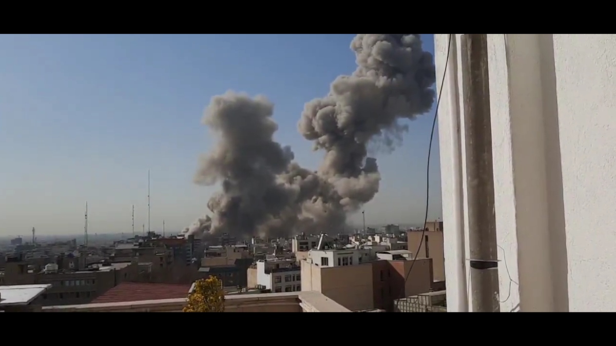 Ισραήλ: Προληπτικό χτύπημα στο Ιράν – Εκρήξεις στην Τεχεράνη