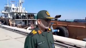 Ιράν: Οι Φρουροί της Επανάστασης αιχμαλώτισαν δύο πετρελαιοφόρα με ένα εκατ. λίτρα λαθραίων καυσίμων (βίντεο)