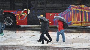 Καιρός: Μέχρι τους 17 βαθμούς σήμερα ο υδράργυρος – Αστάθεια από αύριο με βροχές και καταιγίδες