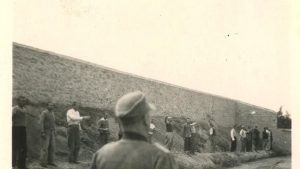 Καισαριανή: Στο Υπουργείο Πολιτισμού οι φωτογραφίες της εκτέλεσης των 200 και το σύνολο των 262 ντοκουμέντων του Βέλγου συλλέκτη