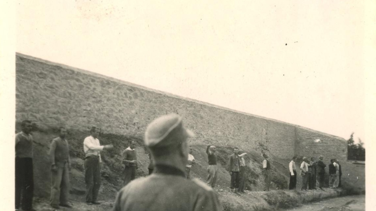 Καισαριανή: Στο Υπουργείο Πολιτισμού οι φωτογραφίες της εκτέλεσης των 200 και το σύνολο των 262 ντοκουμέντων του Βέλγου συλλέκτη