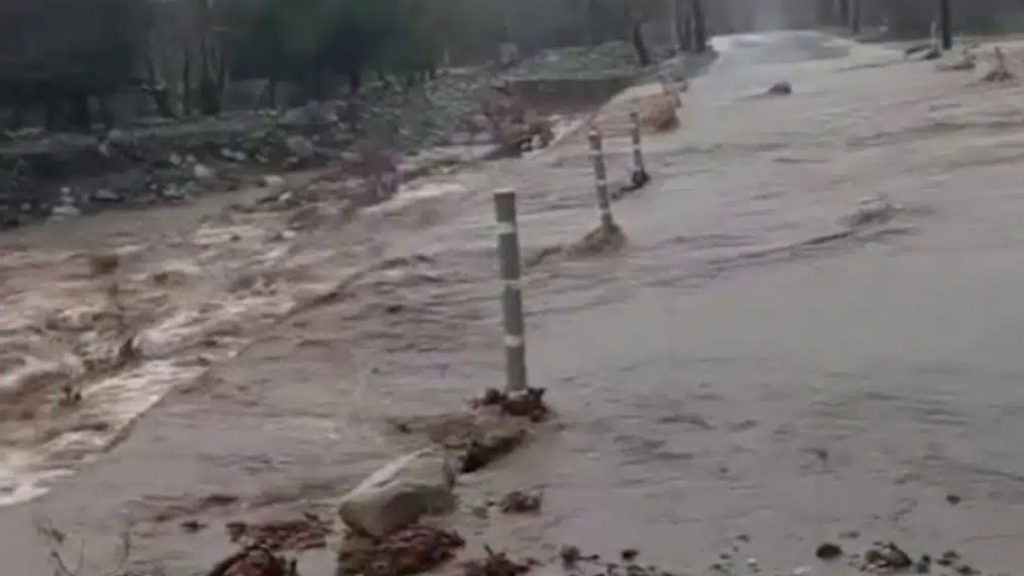 Σαμοθράκη: Η κακοκαιρία προκαλεί σοβαρά προβλήματα στο οδικό δίκτυο (Βίντεο)