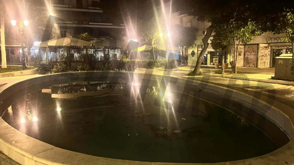 Καλλιθέα: Μάχη για να κρατηθεί στη ζωή δίνει το 2χρονο κοριτσάκι  – Δείτε βίντεο και εικόνα από το σημείο στην Πλατεία Κύπρου