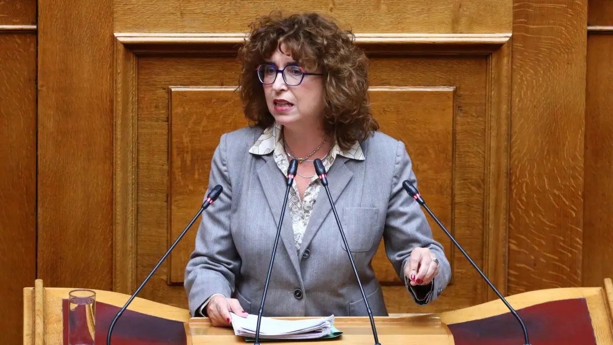 Πλεύση Ελευθερίας: Ανεξαρτητοποιήθηκε η Ελένη Καραγεωργοπούλου – Με 5 βουλευτές έμεινε η ΚΟ