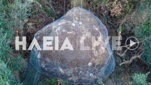 Κατάκολο: Ελεγχόμενη ανατίναξη στον βράχο 40 τόνων που απειλεί σπίτια και επιχειρήσεις