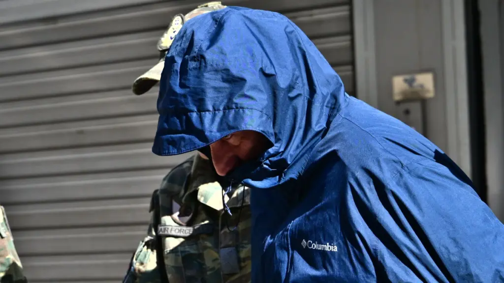 Κατασκοπεία: Ο 54χρονος σμήναρχος μεταμφιεζόταν για να κάνει αναλήψεις από ATM – Το ταξίδι στην Κίνα, οι δικαιολογίες και η στρατολόγηση