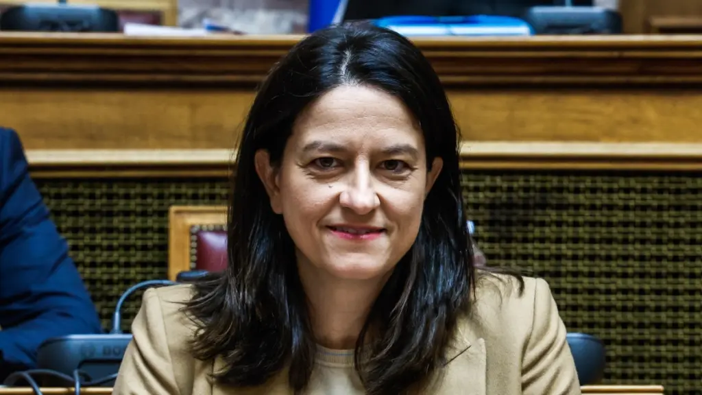 Κεραμέως στο EPSCO: Τρεις άξονες για την αξιοποίηση της Τεχνητής Νοημοσύνης υπέρ των εργαζομένων