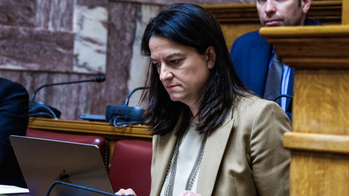 Κεραμέως: “Αύξηση του κατώτατου μισθού από 1η Απριλίου – Καθολική εφαρμογή του Εργάνη ΙΙ από τις 16 Φεβρουαρίου”