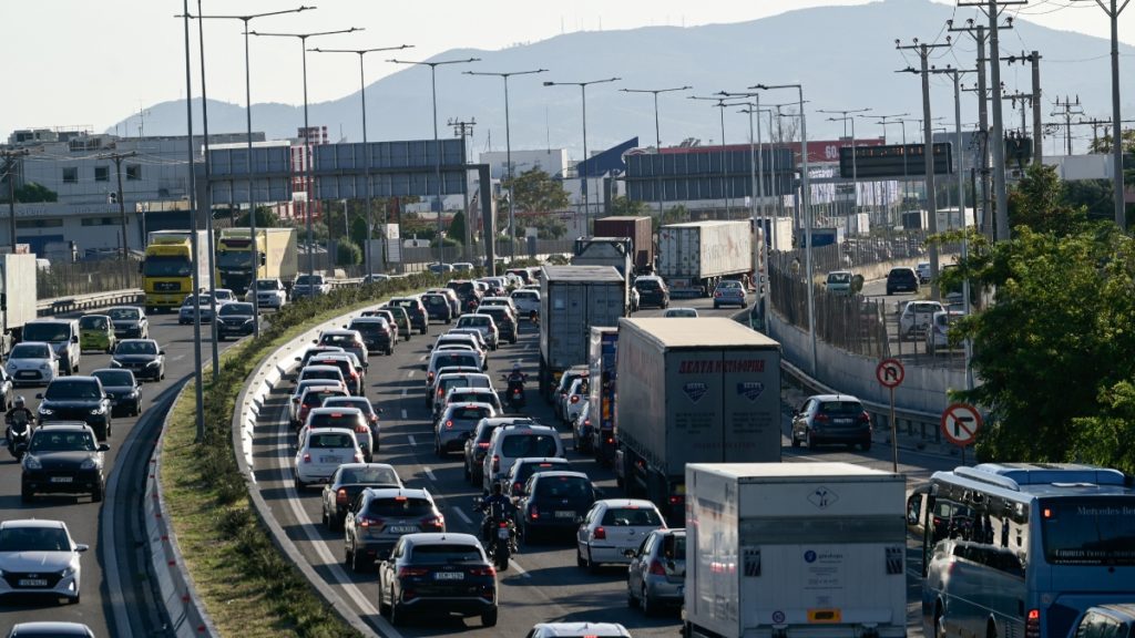 Αυξημένη η κίνηση σε Κηφισό και Λεωφόρο Αθηνών – Στο “κόκκινο” και η Κηφισίας