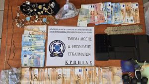 Εξαρθρώθηκε σπείρα που διακινούσε ναρκωτικά στο Κορωπί – Συνελήφθησαν πέντε άτομα