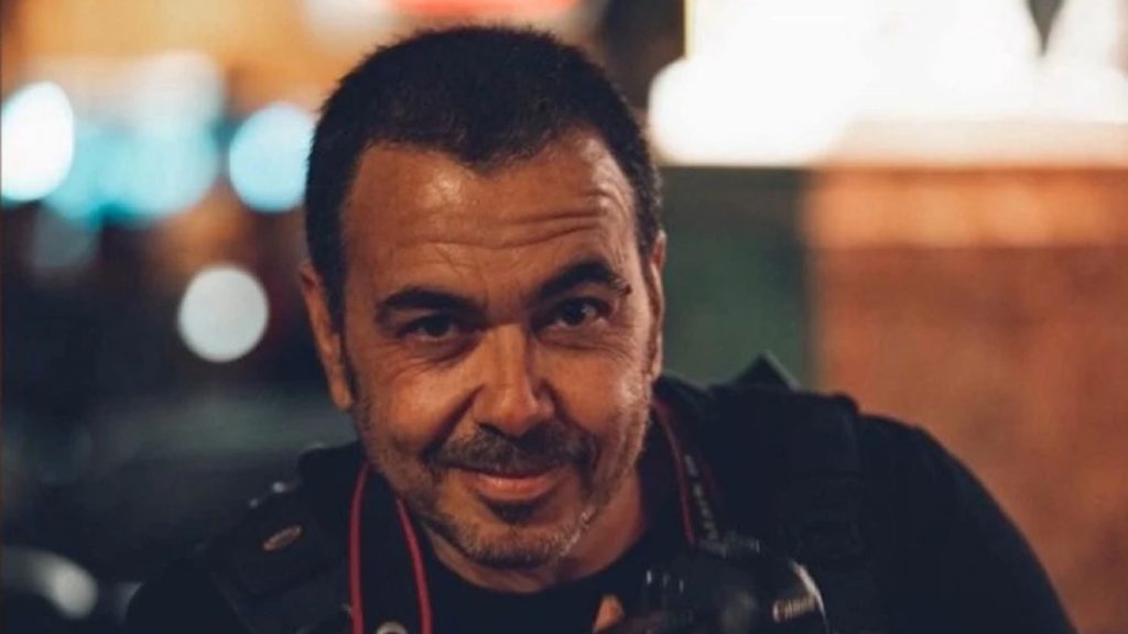 “Έφυγε” από τη ζωή ο μοντέρ του Mega Κώστας Κοσμίδης – «Αισθανόμαστε ότι τον άφησαν να πεθάνει» λέει ο Ευαγγελάτος