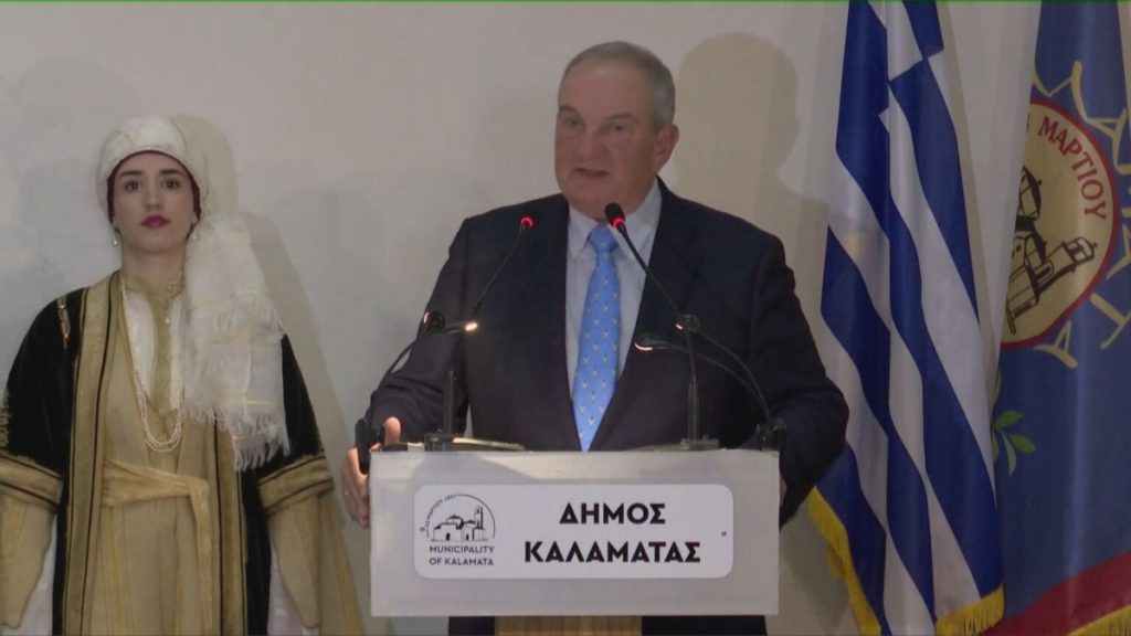 Καραμανλής: «Να ακούμε τους πιο έμπειρους αντί να τους διαγράφουμε» (Βίντεο)