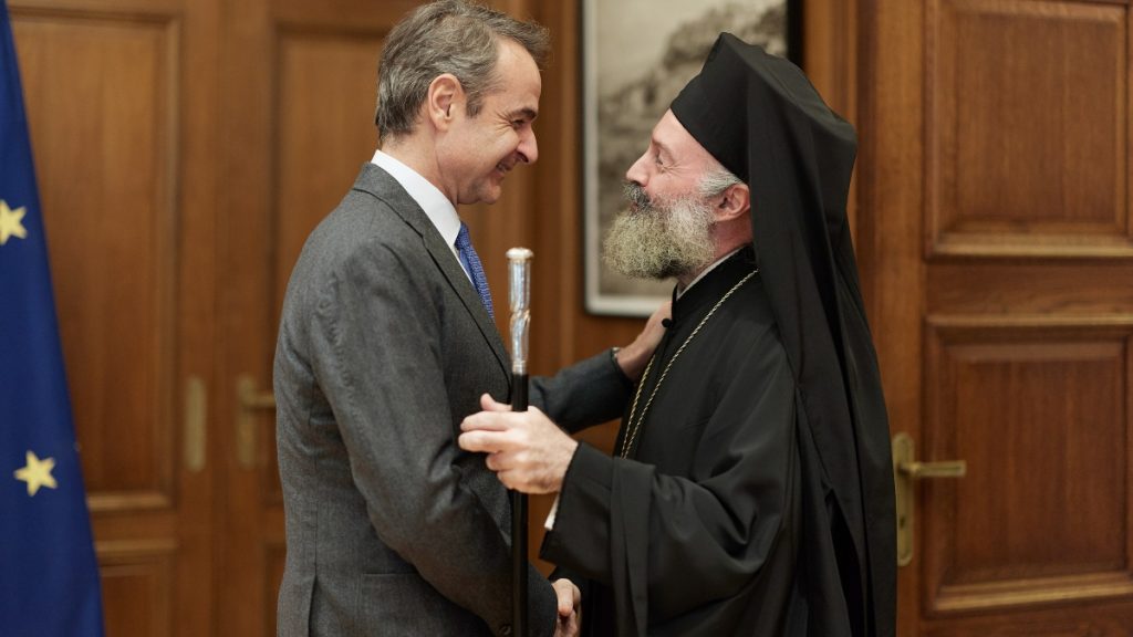 Μητσοτάκης σε αρχιεπίσκοπο Αυστραλίας: «Μεγάλη κατάκτηση για τον Ελληνισμό, η επιστολική ψήφος των αποδήμων»