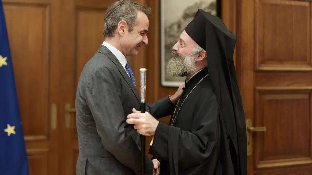 Μητσοτάκης σε αρχιεπίσκοπο Αυστραλίας: «Μεγάλη κατάκτηση για τον Ελληνισμό, η επιστολική ψήφος των αποδήμων»
