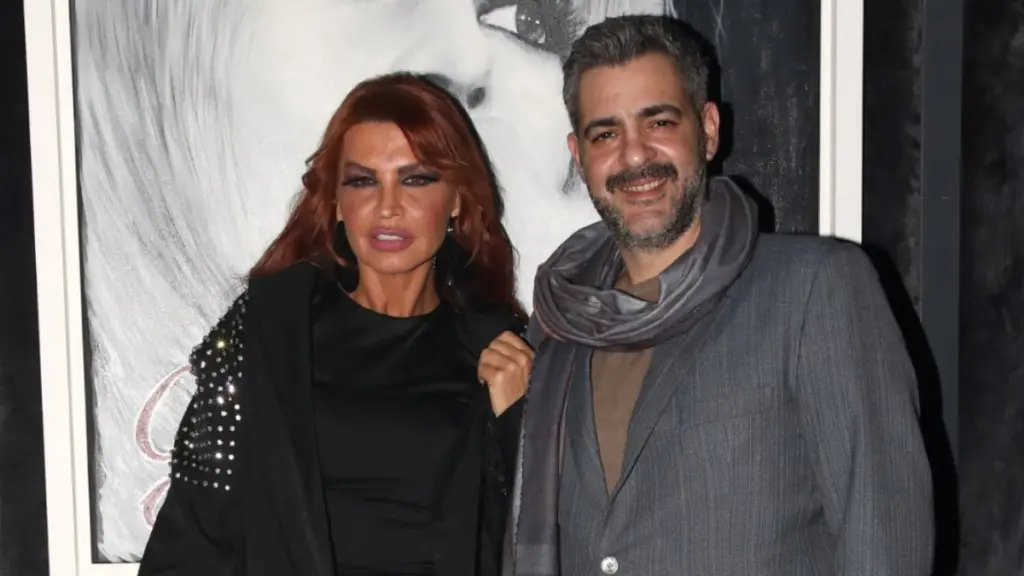 Νίνα Λοτσάρη: Σπάνια κοσμική εμφάνιση με τον Χρήστο Λεμονίδη σε γνωστό νυχτερινό κέντρο (pics)