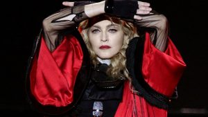 Madonna: Έτσι θα ήταν σήμερα η 67χρονη σταρ χωρίς καμία πλαστική επέμβαση – Η απάντηση του AI (pic)