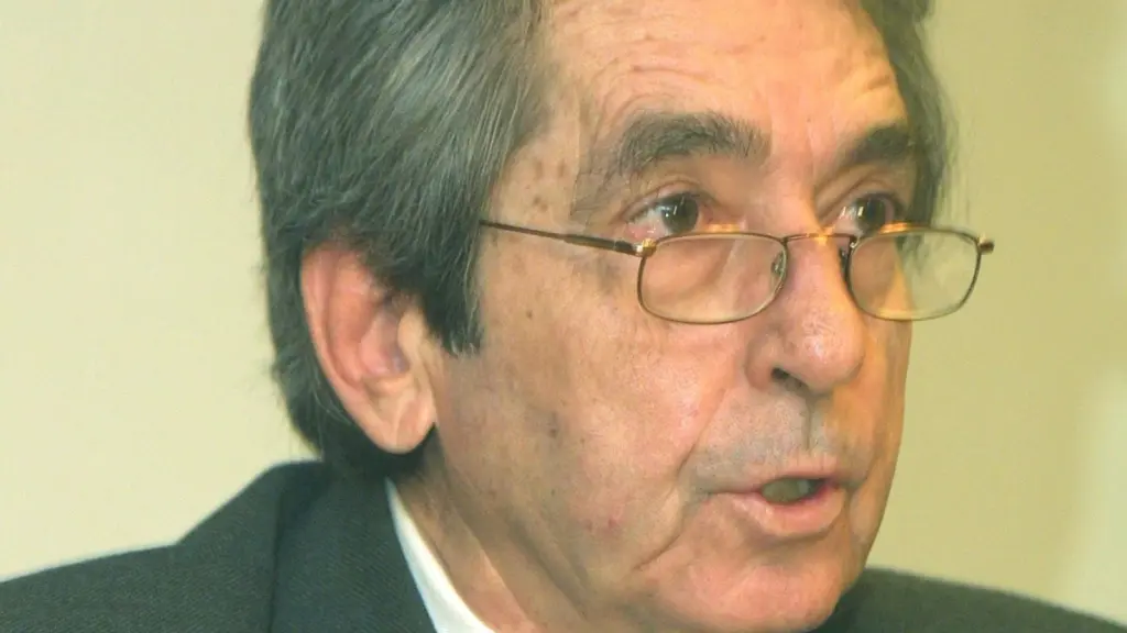 Αριστείδης Μανωλάκος: Αύριο η πολιτική κηδεία του πρώην προέδρου της ΕΣΗΕΑ