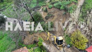 Αποκλείστηκε το Μαζαράκι Ηλείας μετά από κατολίσθηση – Κλειστοί και οι δύο δρόμοι του χωριού (φωτογραφίες)