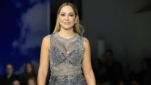 Μελίνα Ασλανίδου: Επέστρεψε στη σκηνή μετά την περιπέτεια υγείας – «Χρειάστηκε να κάνω 15 ημέρες αφωνία»