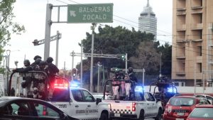 Πάνω από 60 νεκροί από τις ταραχές στο Μεξικό – Εξουδετερώθηκε και το δεξί χέρι του βαρόνου των καρτέλ, ο ρόλος που έπαιξε η ερωμένη του «Ελ Μέντσο»